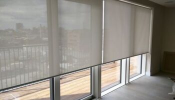 SUNSCREEN ROLLER BLINDS